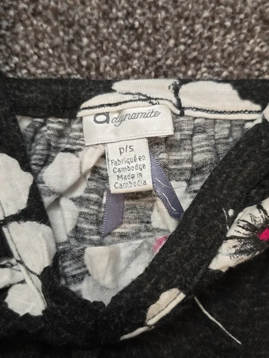 Dynamite Top - Picture 2 of 5